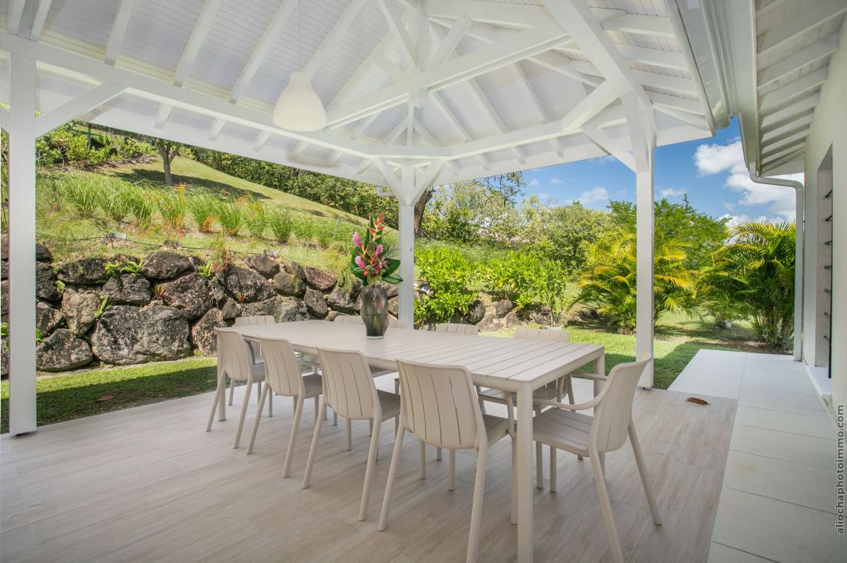 Location_Villa_Les_Trois_Ilets_Martinique_salon côté jardin